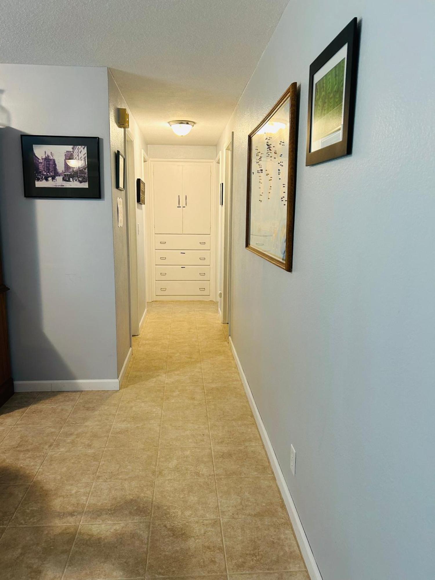 Emerald City 3 Bedroom 1 Bath Home ユージーン エクステリア 写真